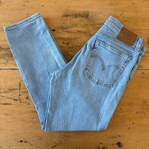 Levi's Women’s Wedgie Jeans US 29 Light Blue EUC